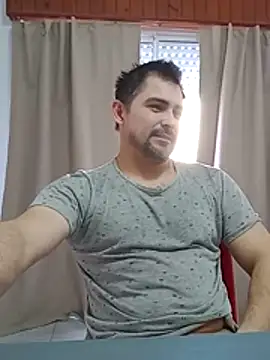 Bradd_32 网络视讯表演