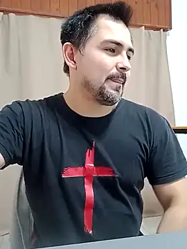 Bradd_32 网络视讯表演