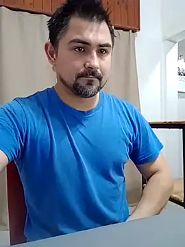 Bradd_32 Show Webcam