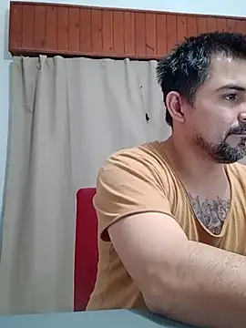 Bradd_32 Шоу с уебкамера