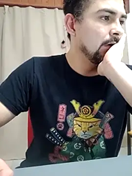 Bradd_32のウェブカメラショー