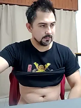 Bradd_32のウェブカメラショー