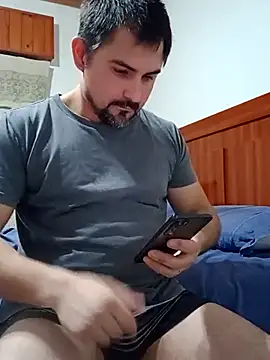 Bradd_32 Show Webcam