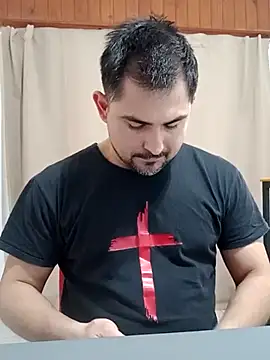 Bradd_32のウェブカメラショー