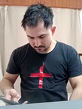 عرض كام Bradd_32