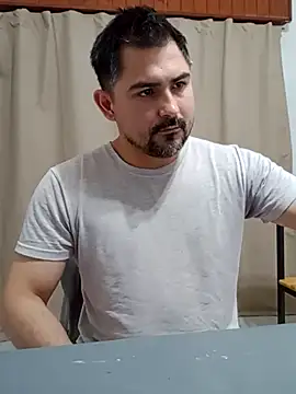 Bradd_32 网络视讯表演