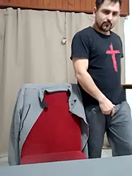 Bradd_32 Шоу с уебкамера