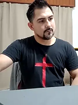 Bradd_32 Show Webcam