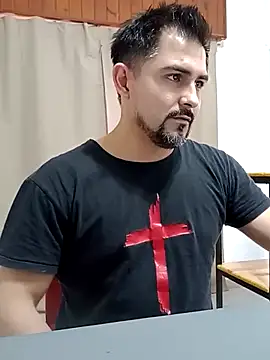 Bradd_32 Show Webcam