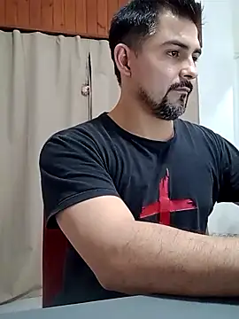 Bradd_32 Show Webcam