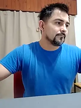 Bradd_32 网络视讯表演