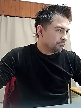 Bradd_32のウェブカメラショー