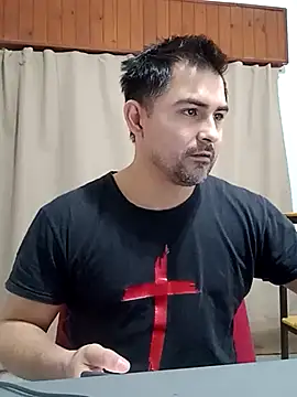 Bradd_32's Webcam Show