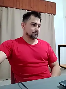 Bradd_32 Show Webcam