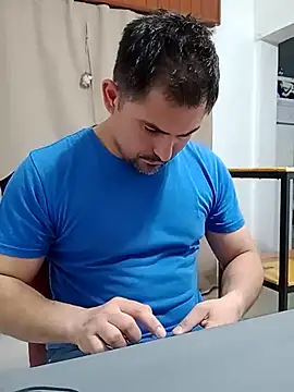 Bradd_32 Pertunjukan Webcam