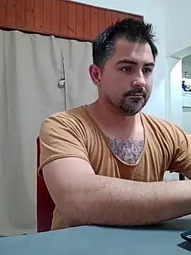 Bradd_32 Show Webcam