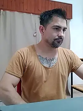 Bradd_32 Show Webcam