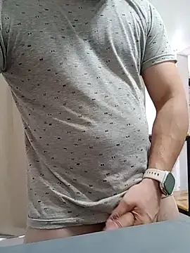 Bradd_32のウェブカメラショー