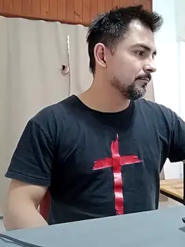 Bradd_32's Webcam Show