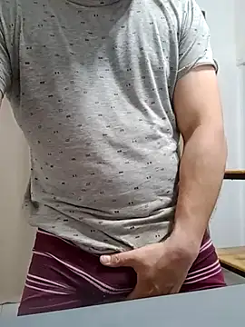 Bradd_32 网络视讯表演
