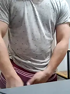 Bradd_32 Webcamshow