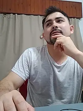 Bradd_32 网络视讯表演