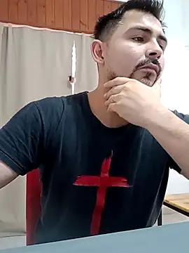 Bradd_32 webkamerás műsora