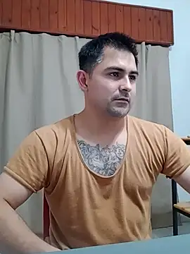 Bradd_32 webkamerás műsora