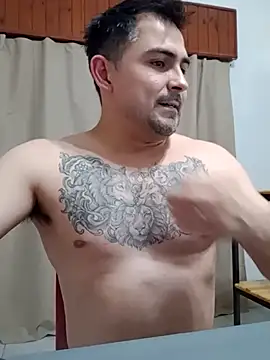 Bradd_32 Show Webcam
