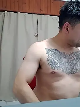 Bradd_32 网络视讯表演