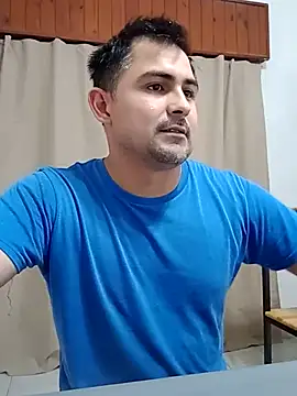 Bradd_32 网络视讯表演