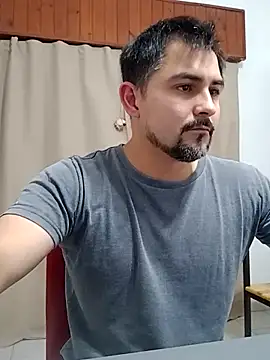 Bradd_32n Live XXX chat