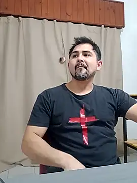 Bradd_32 Adlı Modelin Web Kamerası Şovu