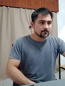 Bradd_32 ওয়েবক্যাম শো