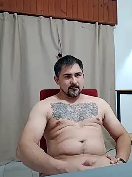 Bradd_32 – webcam-show