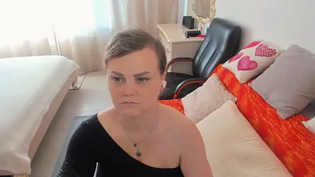 Živý XXX chat MildMature