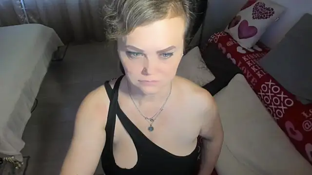 MildMature's Webcam Show