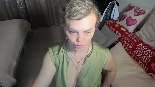 MildMature's Webcam Show