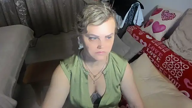 MildMature webkamerás műsora