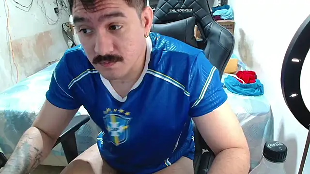 Show de Leonino231 na webcam