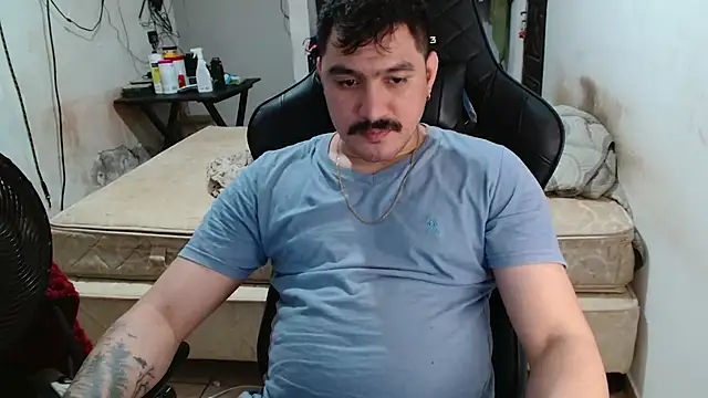 Show de Leonino231 na webcam