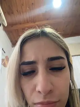 Živá chatovací místnost Babylovetierna1