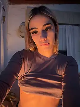 Show de Nenitatierna1 na webcam