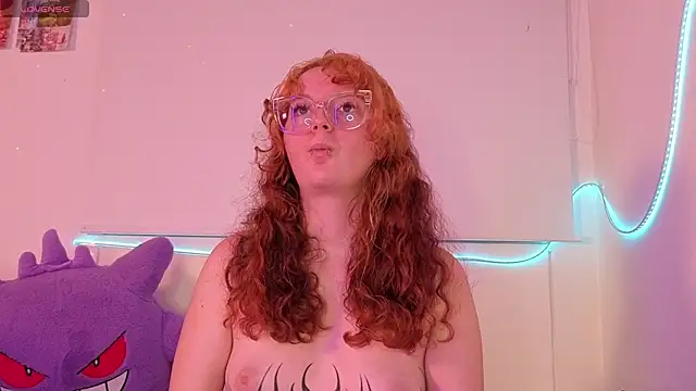 Pokazy przed kamerką – Sharon_Black