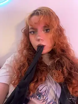 Sharon_Black Chat XXX in diretta