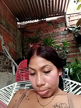 Pertunjukan Kamera Web Rous-squir