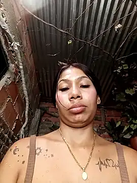 Rous-squir webcam show