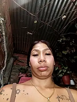 Rous-squir: вебкам-шоу