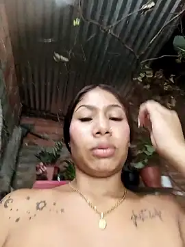 Show modela Rous-squir na web-kameri