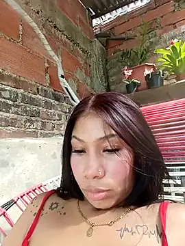 Rous-squir Webcamshow